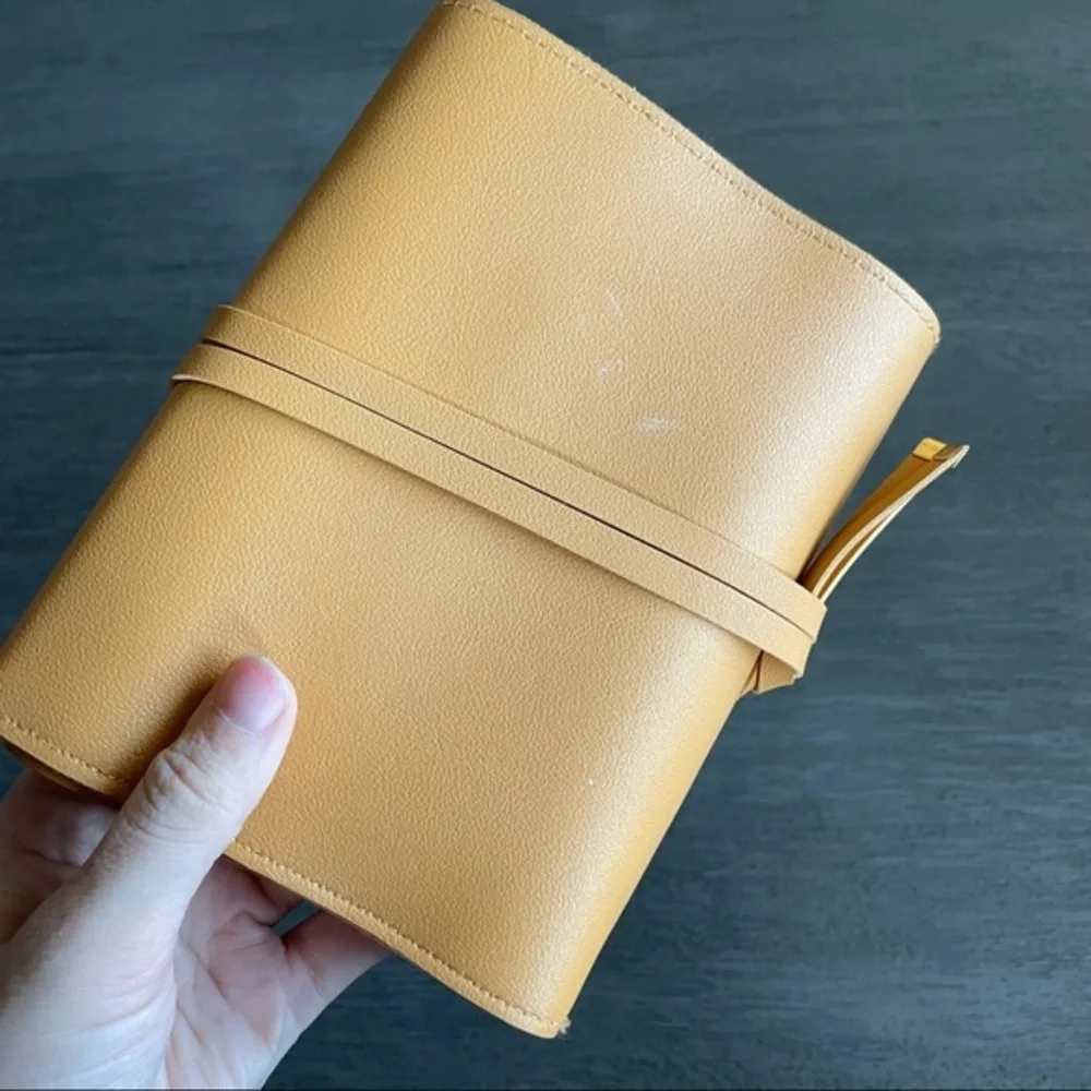 Glass Ladder And Co Light Brown Tan Portfolio Case Wallet